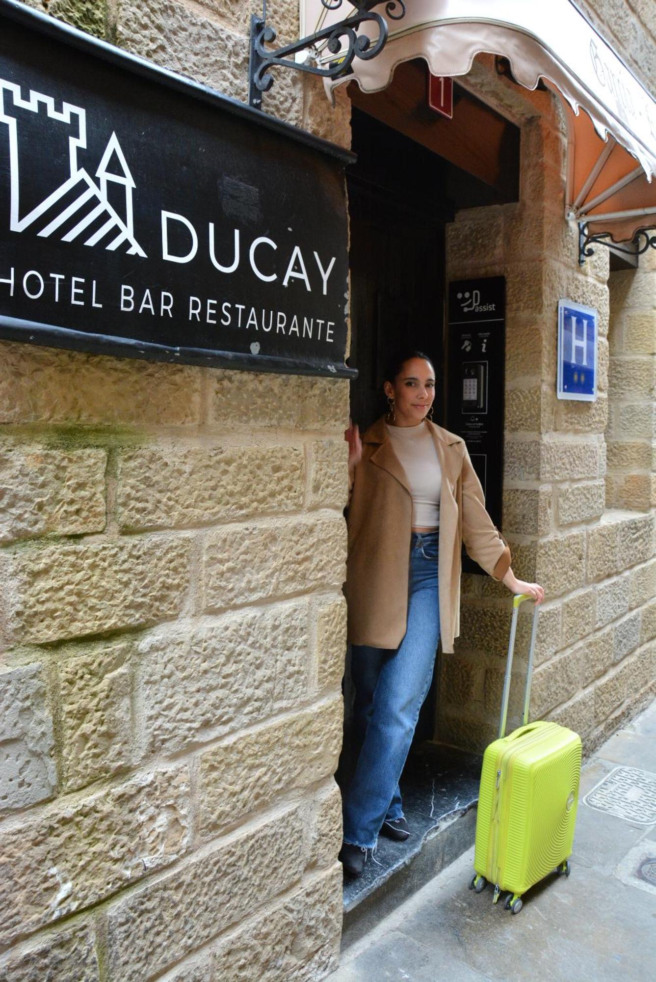 Hotel&Bar Ducay オリテ エクステリア 写真