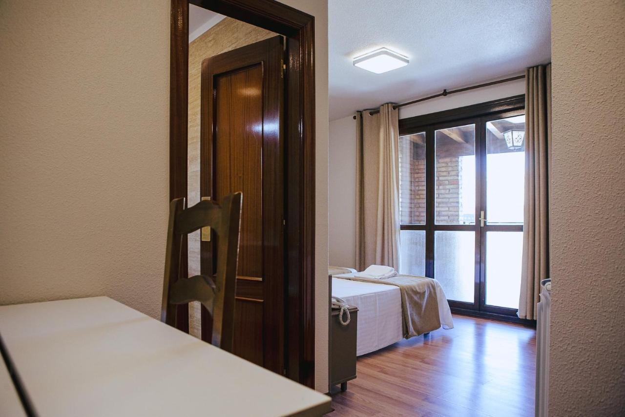 Hotel&Bar Ducay オリテ エクステリア 写真
